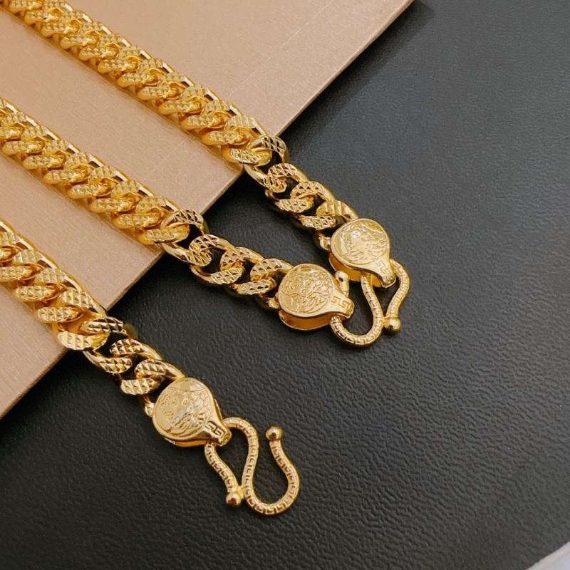 Louis Vuitton Necklaces